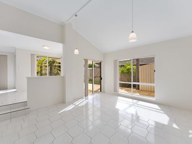 13 Portcullis Drive, Willetton WA 6155