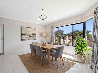 32 Gumina Place, Lake Coogee WA 6166