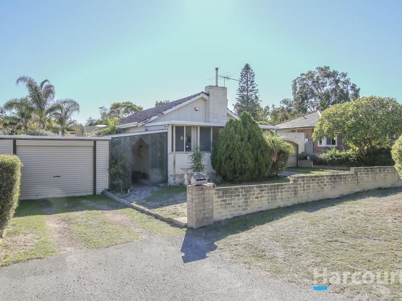 4 Archidamus Road, Coolbellup WA 6163