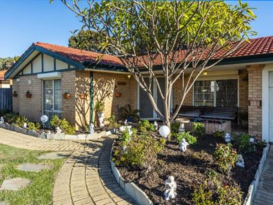 21 Pavetta Crescent, Forrestfield WA 6058