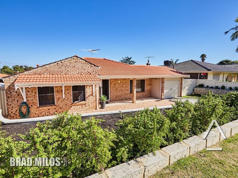 81 Marvell Avenue, Lake Coogee WA 6166