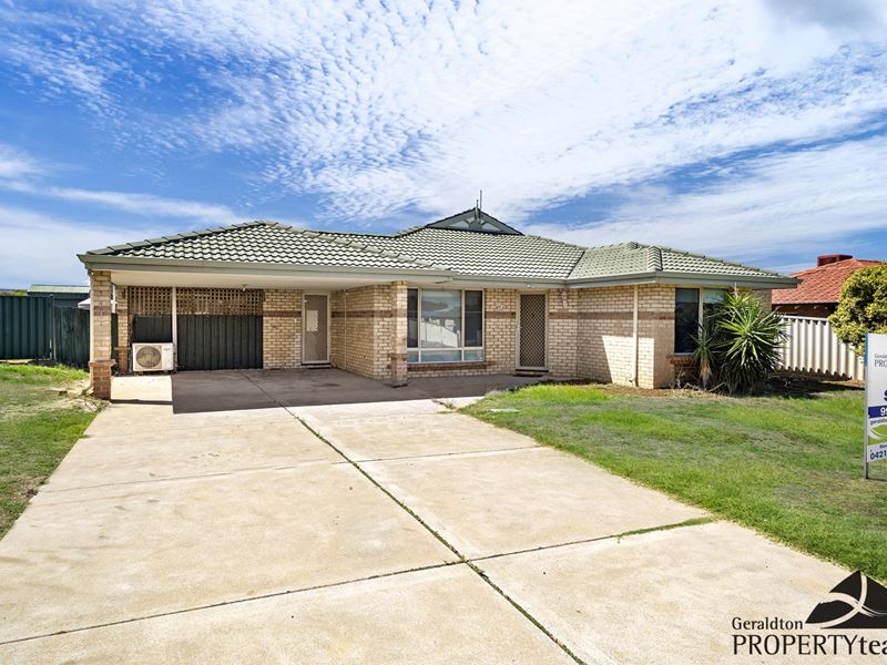 10 Hillview Drive, Drummond Cove WA 6532