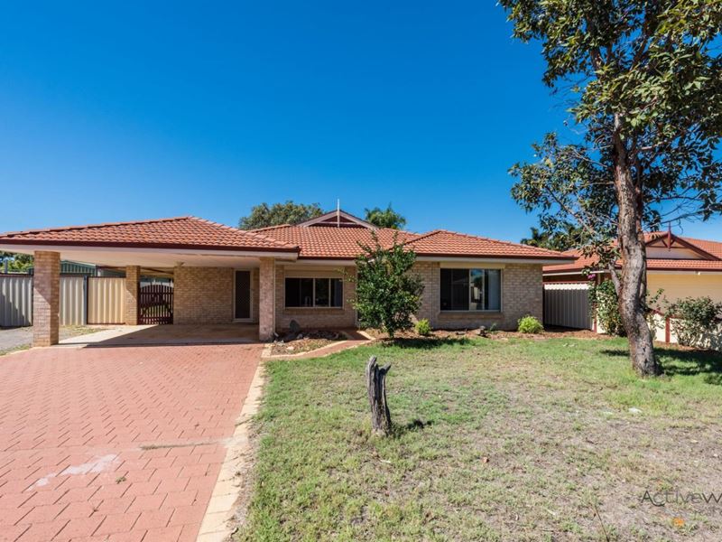 11 Weeloo Road, Waggrakine WA 6530