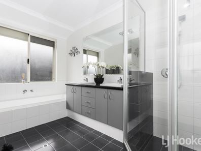 22 Newbury Way, Alkimos WA 6038