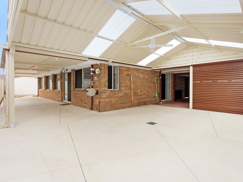 2 Greenlea Crescent, Warnbro