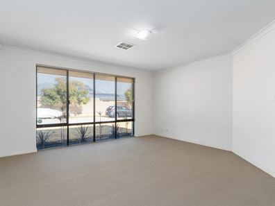 11 McCabe Parade, Canning Vale WA 6155
