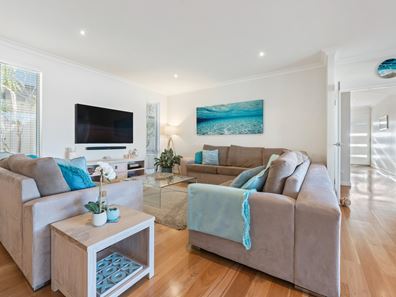 5A Cant Court, Hillarys WA 6025