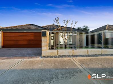 9 Leschenault Loop, Banksia Grove WA 6031