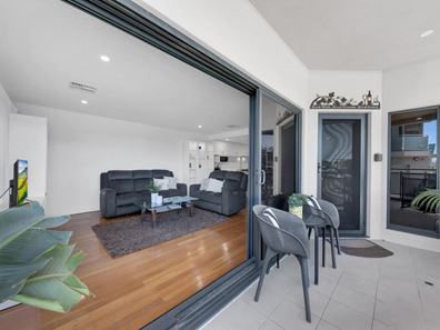 1/27 Treviso Mews, Mandurah WA 6210