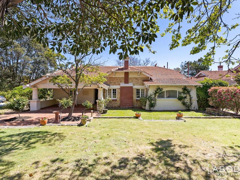 15 Richardson Avenue, Claremont
