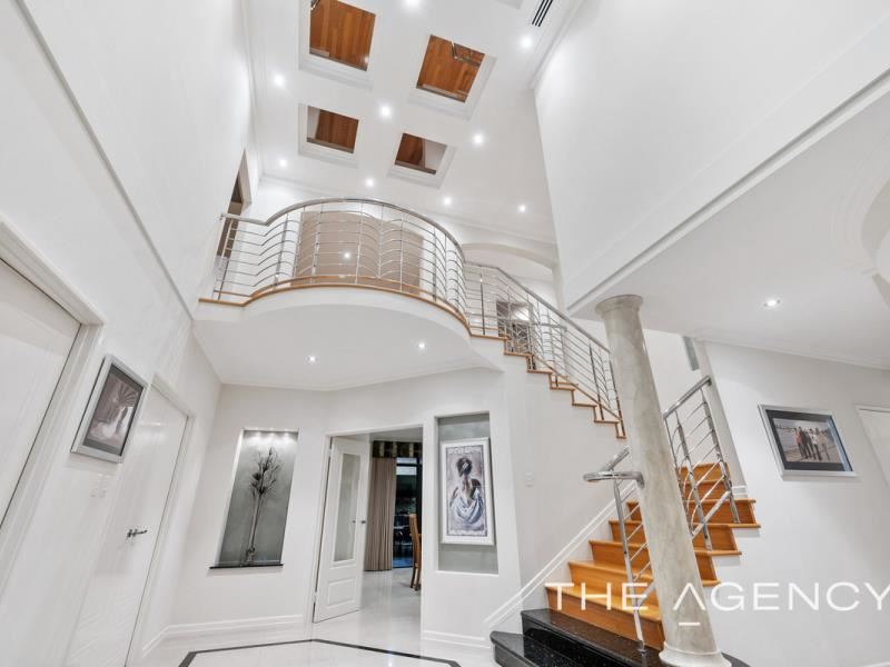 5 Hoya Brace, Stirling