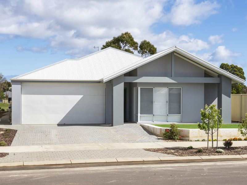 59 Ballyneal Loop, Dunsborough