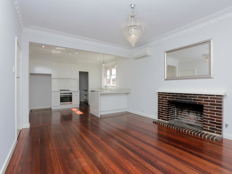 54 Williamson Avenue, Belmont