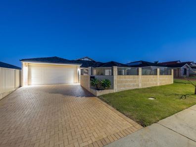 78 Selkirk Drive, Kinross WA 6028