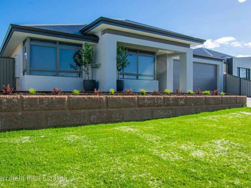 1 Barambah Circuit, Bayonet Head