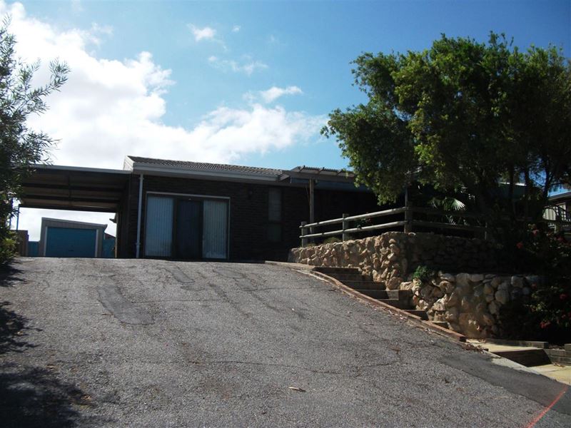 11 Cousins Street, Port Denison