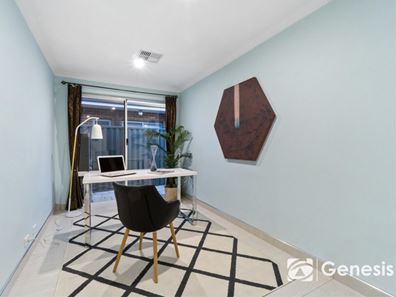 44 Wycliffe Turn, Piara Waters WA 6112