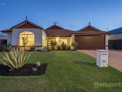 24 Boardwalk Boulevard, Halls Head WA 6210