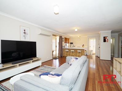 2/55 Scaddan Street, Bassendean WA 6054
