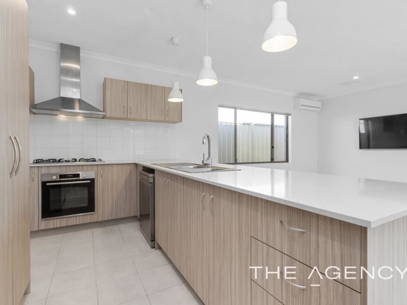 22 Portaferry Gardens, Ridgewood