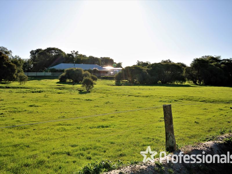 100 Harold Douglas Drive, Dardanup West