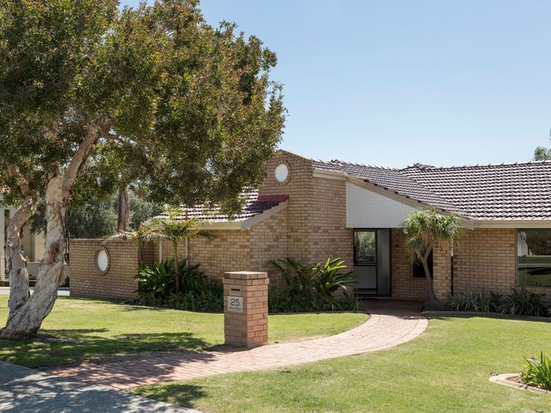 25 Riley Road, Kardinya