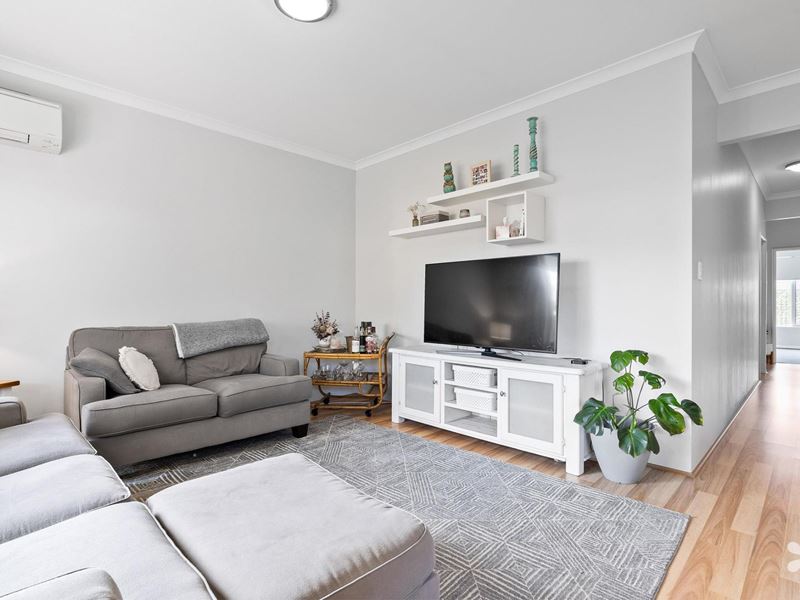 8 Cordata Avenue, Wandi