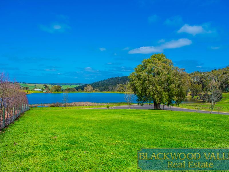 24 Lakeview Crescent, Bridgetown
