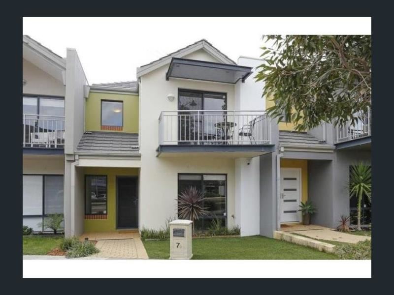 7B Civic Place, Stirling