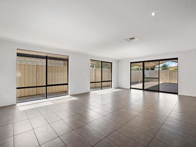 37 Hesketh Avenue, Seville Grove WA 6112