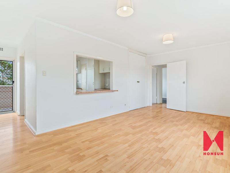9/185 WANNEROOO ROAD, Tuart Hill