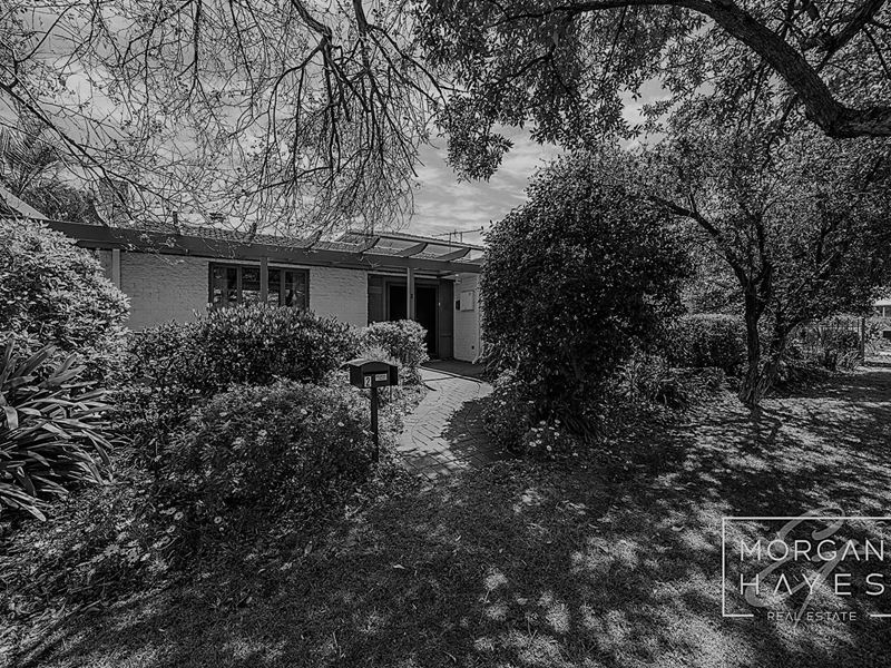 2 Sicklemore Street, Booragoon