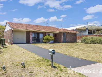 138 Ocean Drive, Quinns Rocks WA 6030