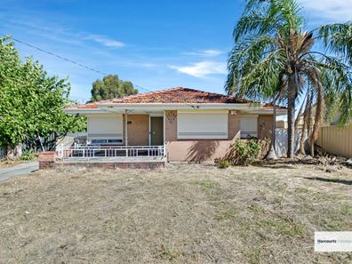 29 Golders Way, Girrawheen WA 6064