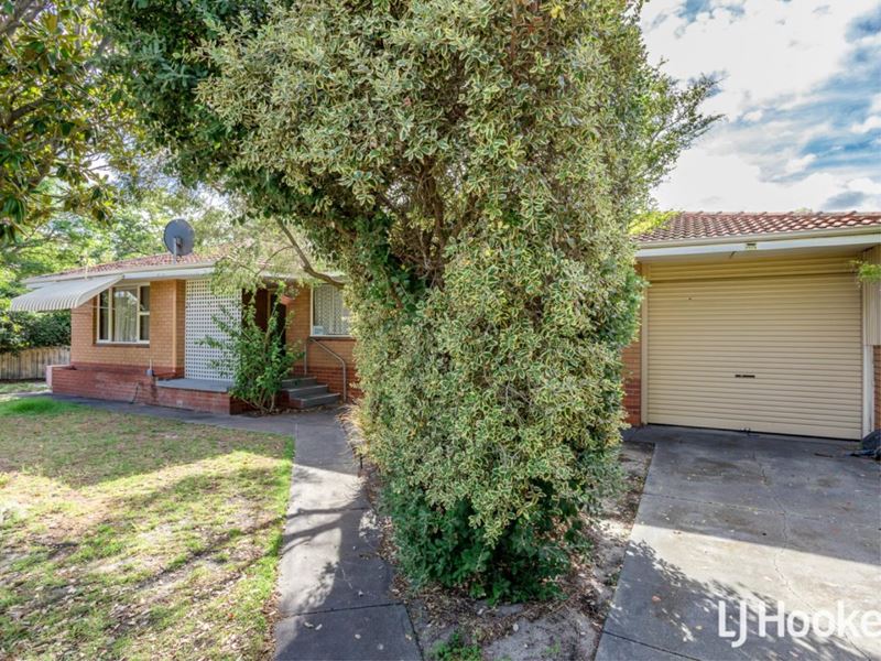 2 Ward Crescent, Kelmscott