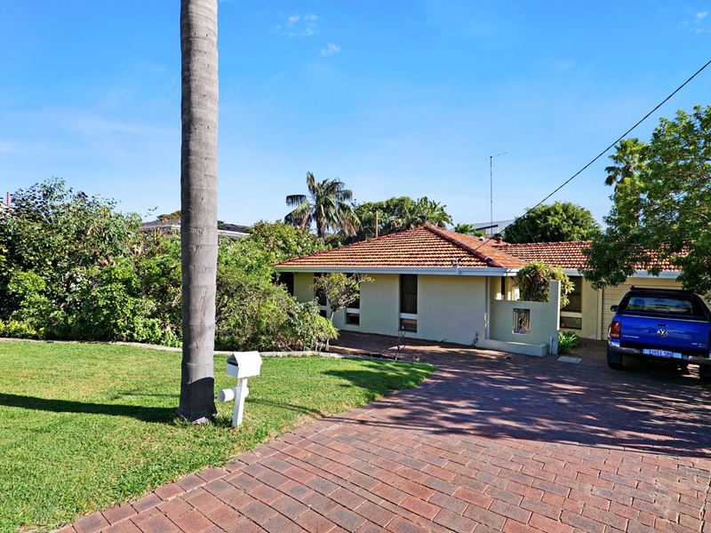 8 Fyfe Court, Trigg