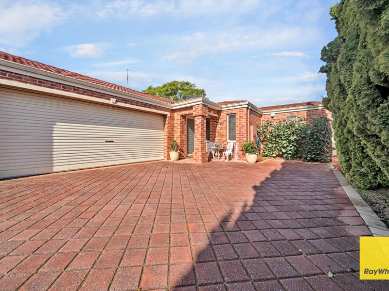 16C Narla Way, Nollamara