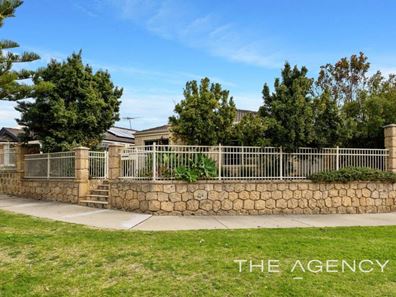 17 Grand Bank Parkway, Mindarie WA 6030