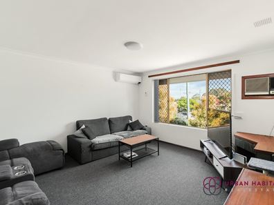 10 Cromer Gardens, Parmelia WA 6167