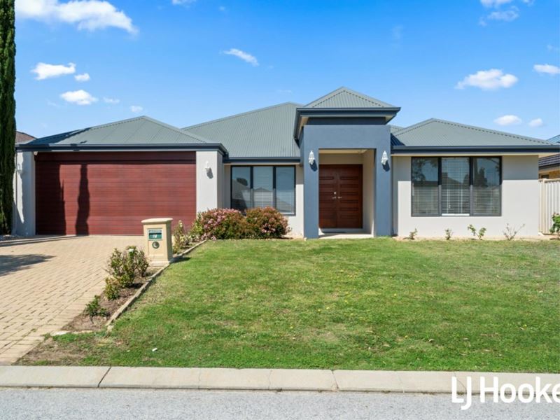 69 Waterfoot Loop, Canning Vale WA 6155