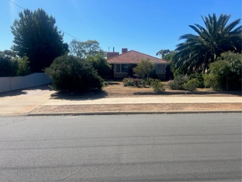 26 Golf Road, Merredin