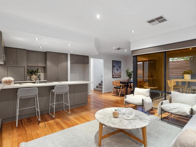 102D Deanmore Road, Scarborough