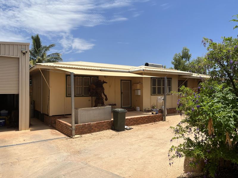 16 Carr Way, Exmouth