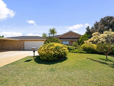 18 Harbour Town Heights, Connolly WA 6027