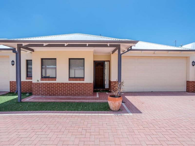 2/63 River Road, Kelmscott