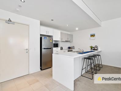 18/1 Stockton Bend, Cockburn Central WA 6164