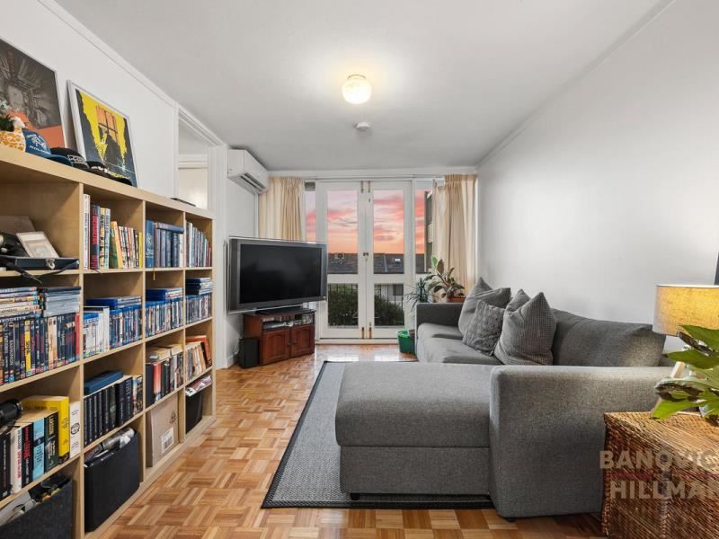 24/16 Hensman Street, South Perth