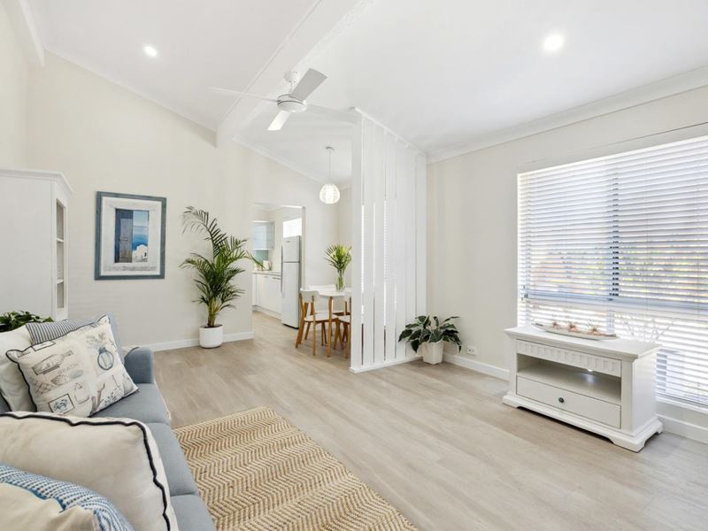 8/119 Brighton Road, Scarborough