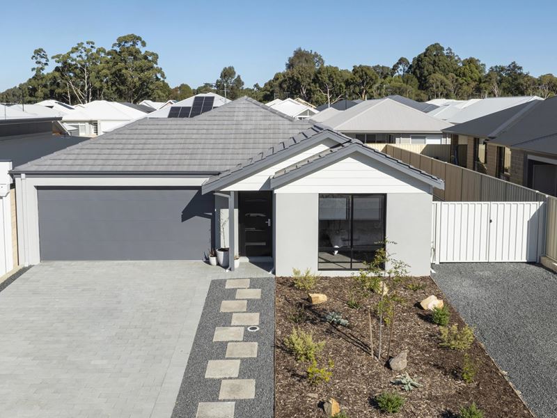 8 Waldorf Road, Dunsborough