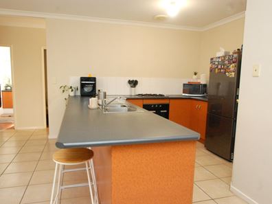 135b Ravenscar Street, Doubleview WA 6018